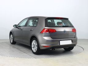 Volkswagen Golf - 2016