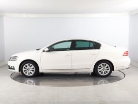 Volkswagen Passat - 2012