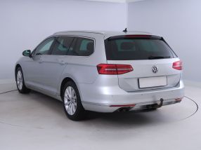 Volkswagen Passat - 2016