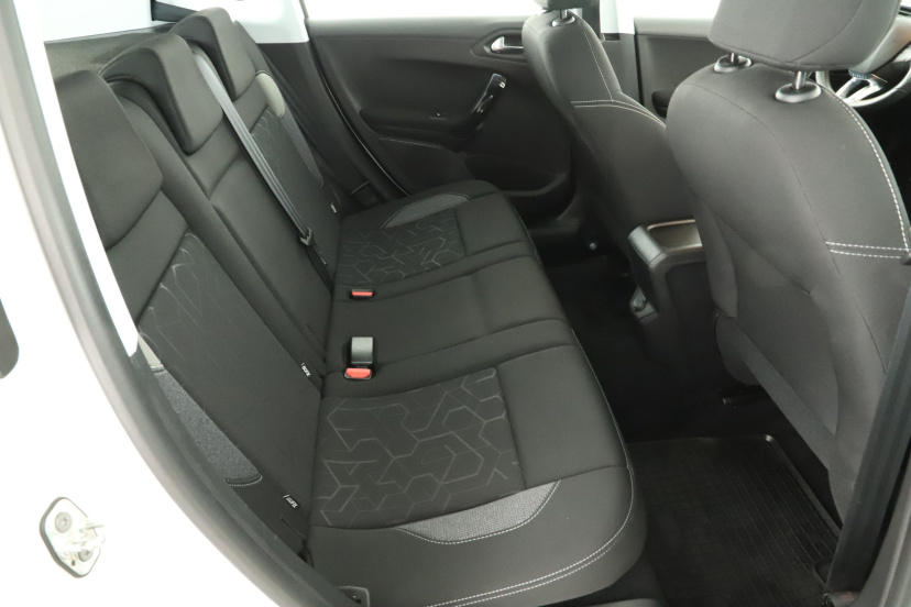 Peugeot 2008, 2019