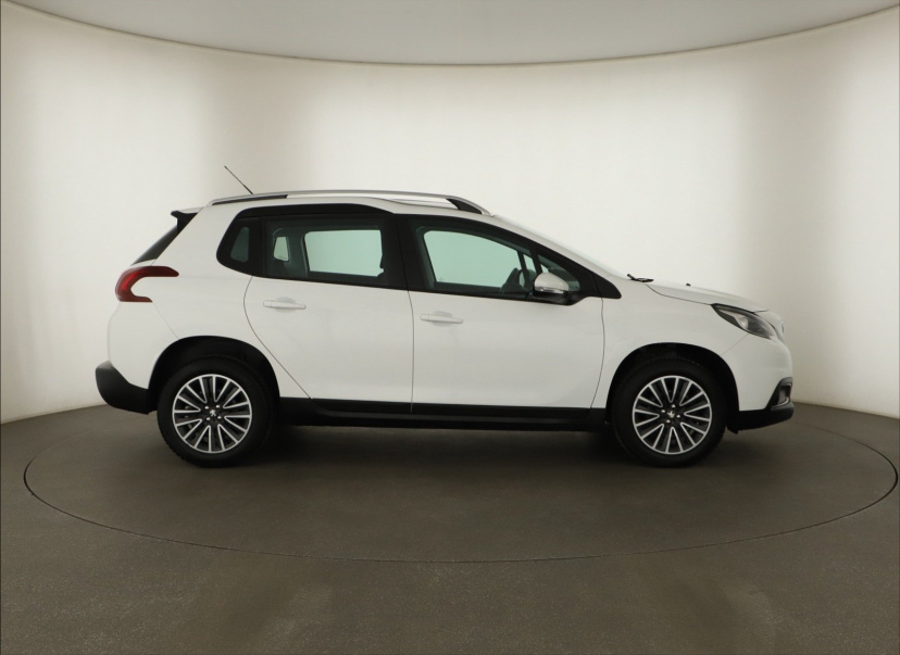Peugeot 2008, 2019