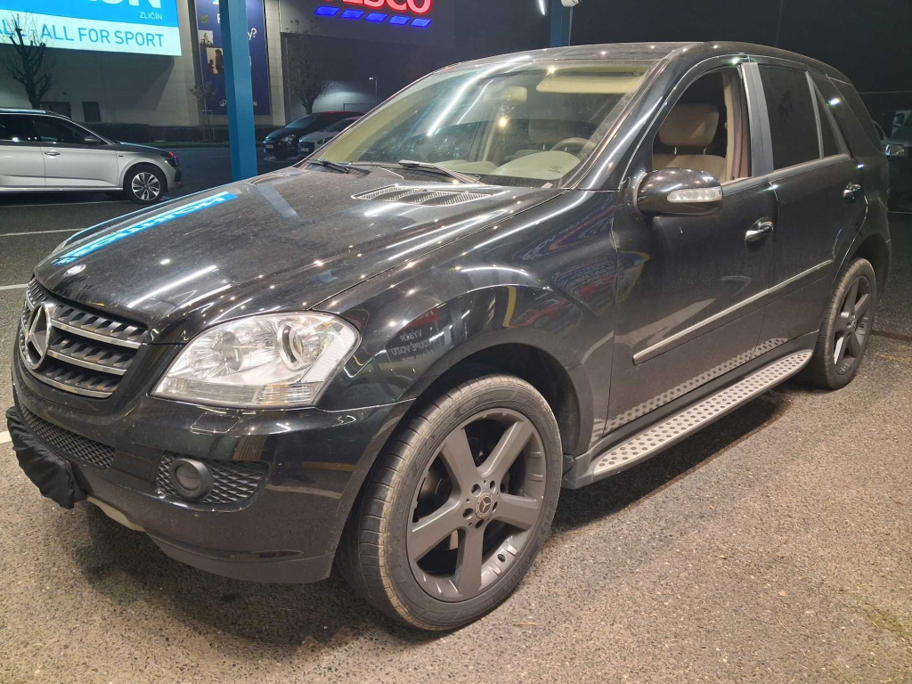 Mercedes-Benz ML
