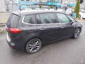 Opel Zafira Tourer - 2012
