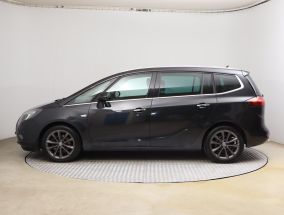 Opel Zafira Tourer - 2012