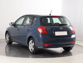 Kia Ceed - 2011