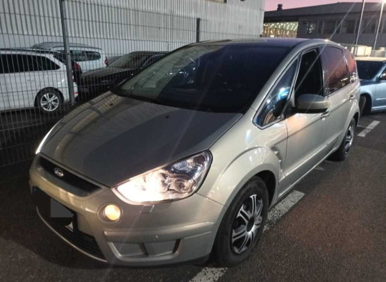 Ford S-Max