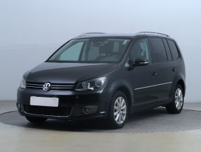 Volkswagen Touran - 2011