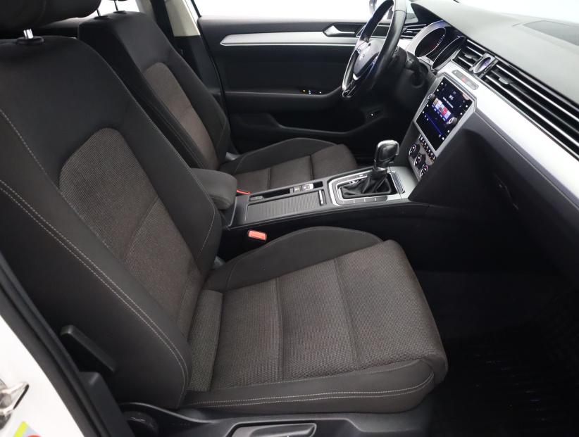 Volkswagen Passat, 2018