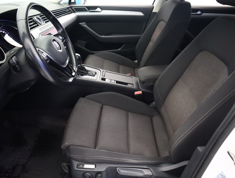 Volkswagen Passat, 2018