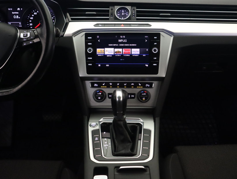 Volkswagen Passat, 2018