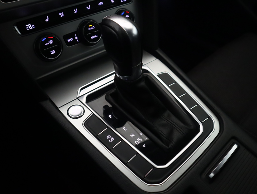 Volkswagen Passat, 2018