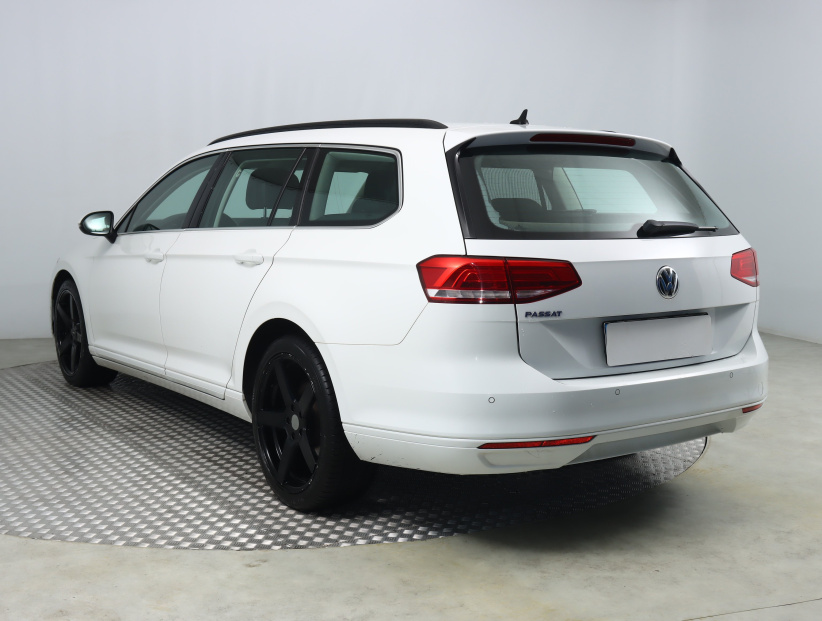 Volkswagen Passat, 2018