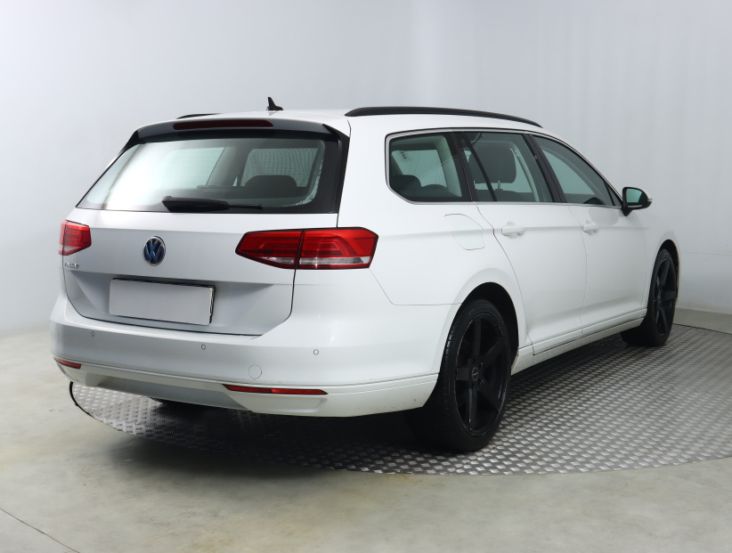 Volkswagen Passat, 2018