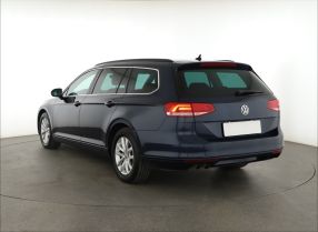 Volkswagen Passat - 2015