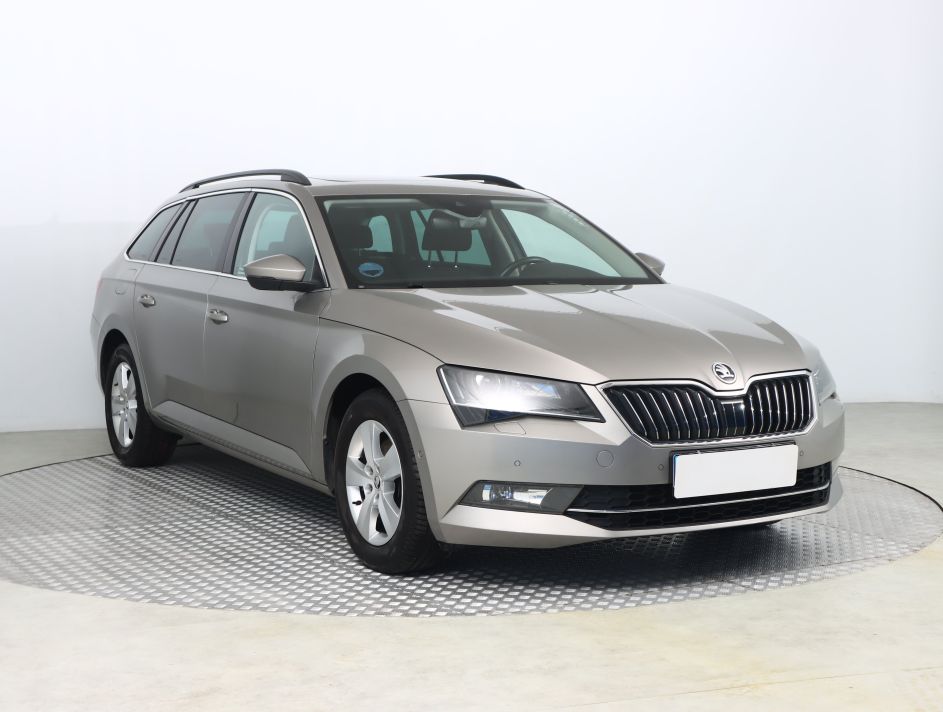 Skoda Superb - 2018