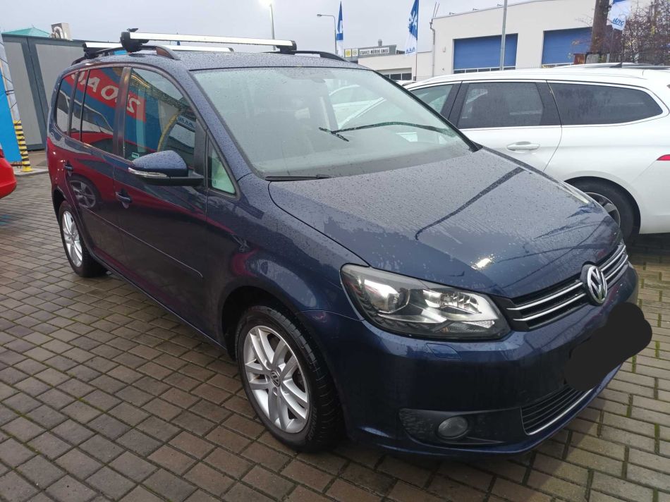 Volkswagen Touran - 2013