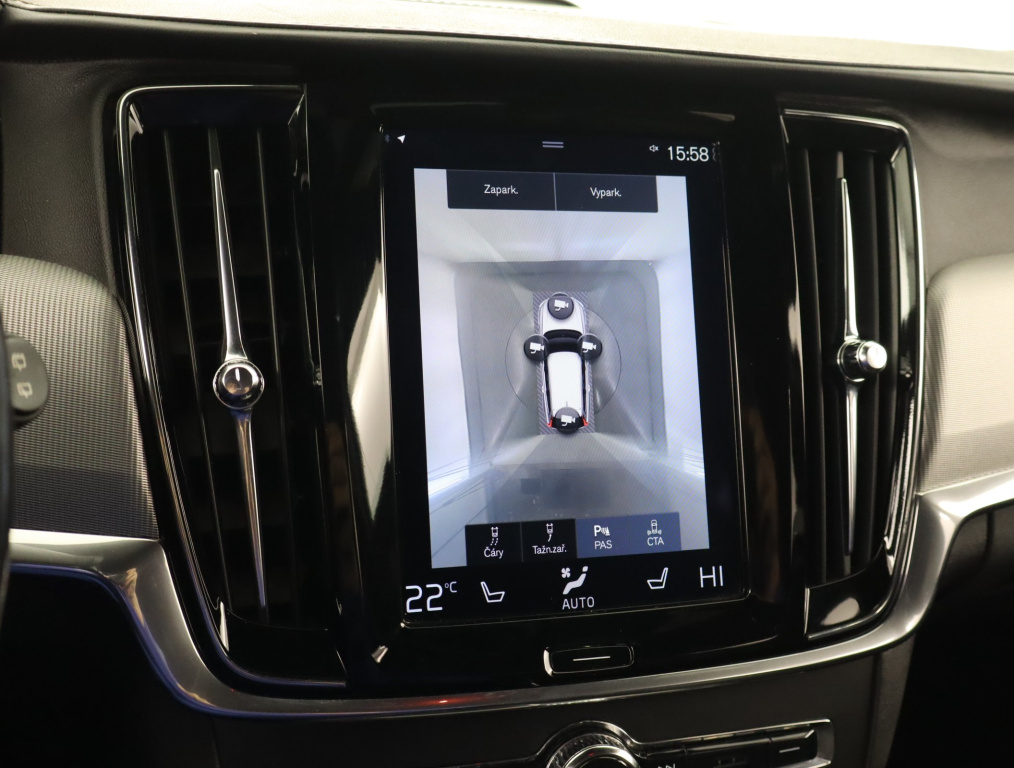 Volvo V90 Cross Country