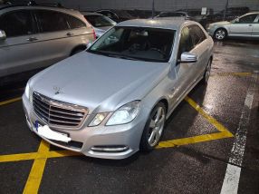 Mercedes-Benz E - 2011