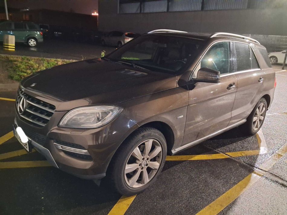 Mercedes-Benz ML - 2012