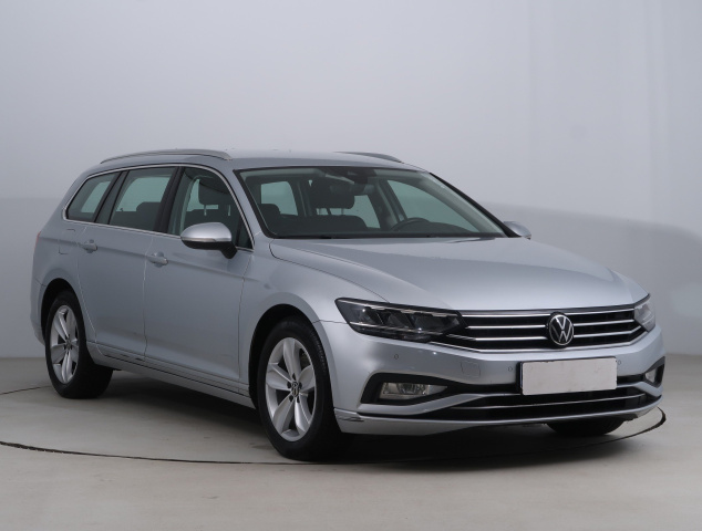 Volkswagen Passat 2022