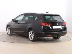 Opel Astra - 2017