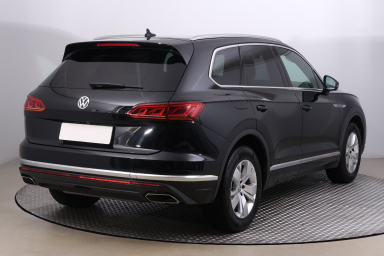 Volkswagen Touareg - 2020