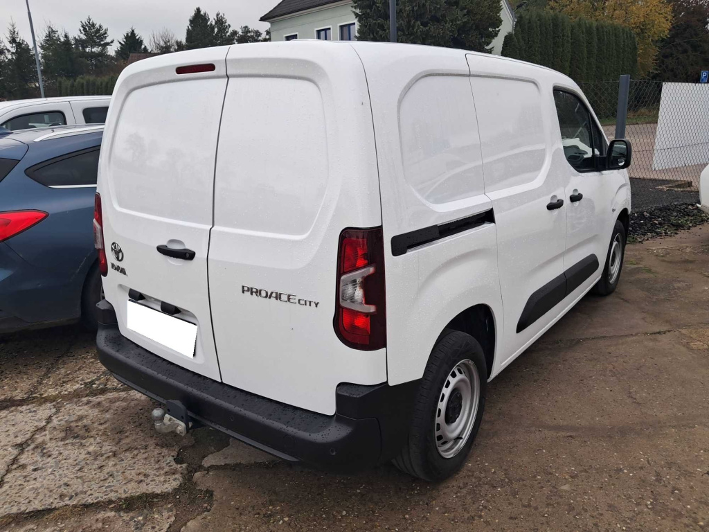 Toyota Proace City