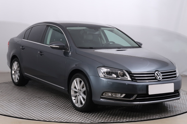 Volkswagen Passat, 2012