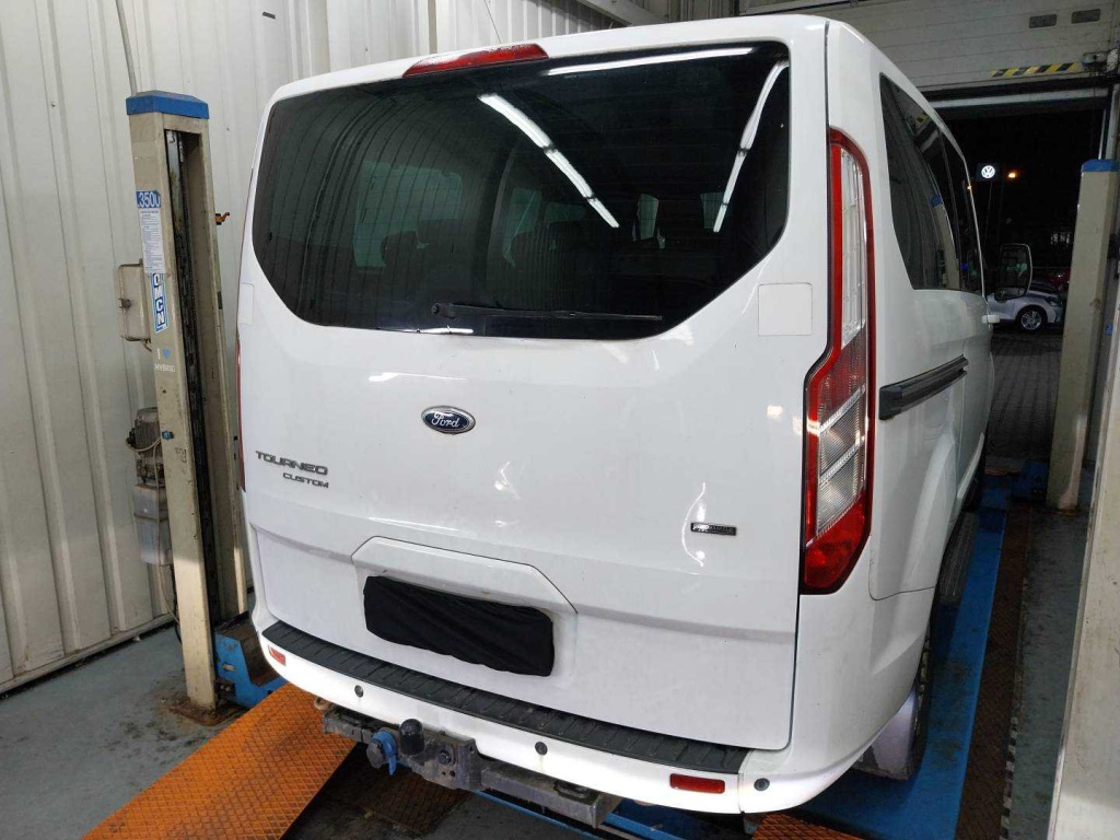 Ford Tourneo Custom