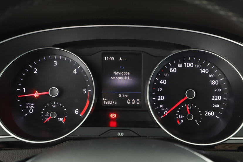 Volkswagen Passat, 2016