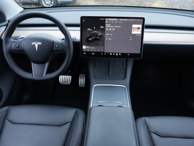 Tesla Model Y - 2022