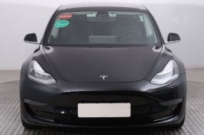 Tesla Model 3 - 2020