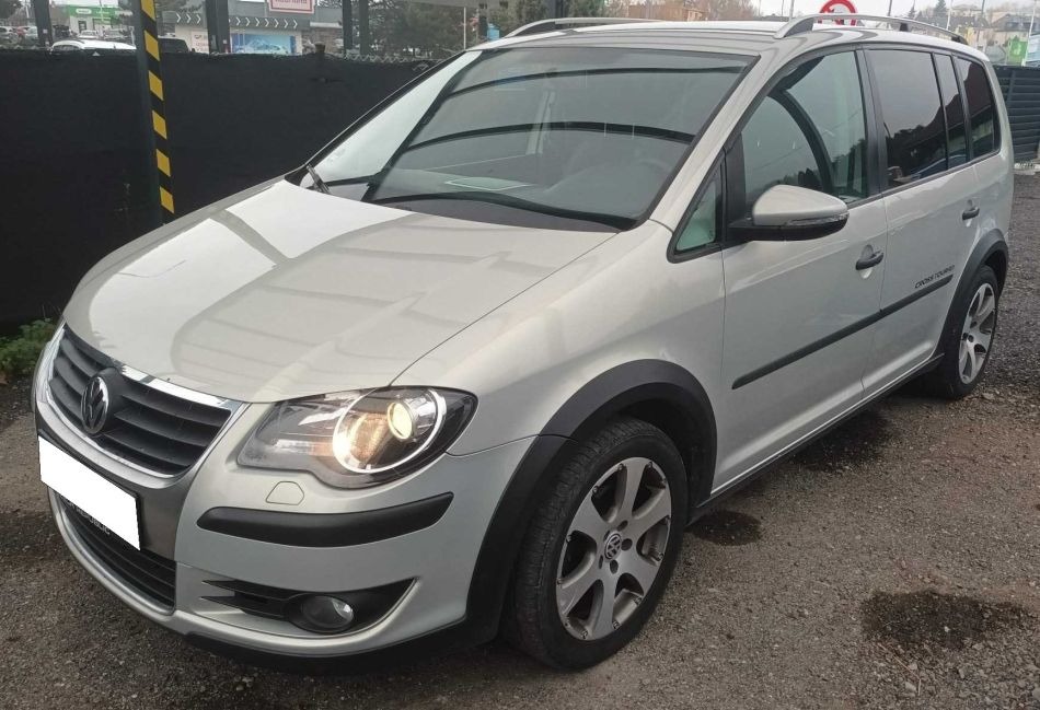 Volkswagen Touran - 2009