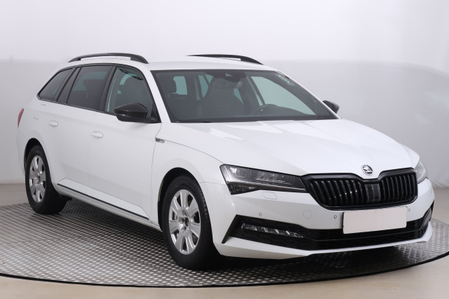 Škoda Superb 2021