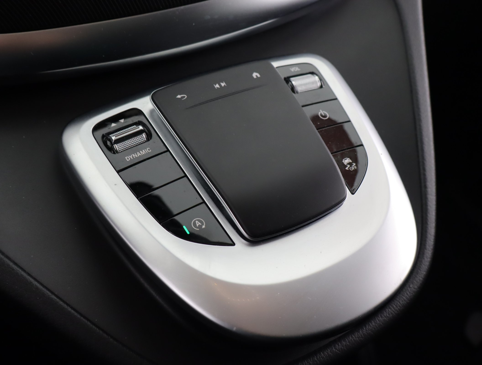 Mercedes-Benz V - 2022