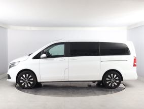 Mercedes-Benz V - 2022