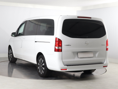 Mercedes-Benz V - 2022