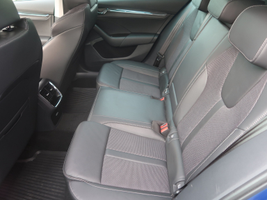 Škoda Octavia - 2023