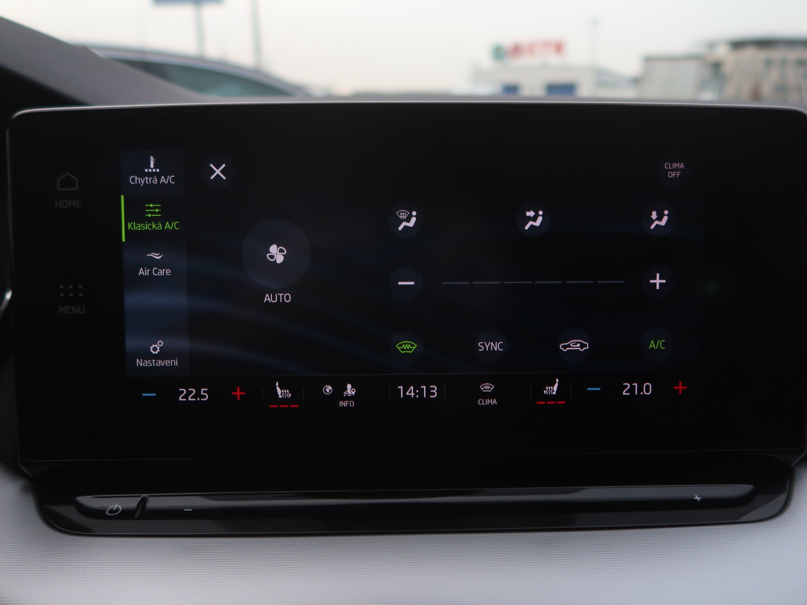 Škoda Octavia - 2023