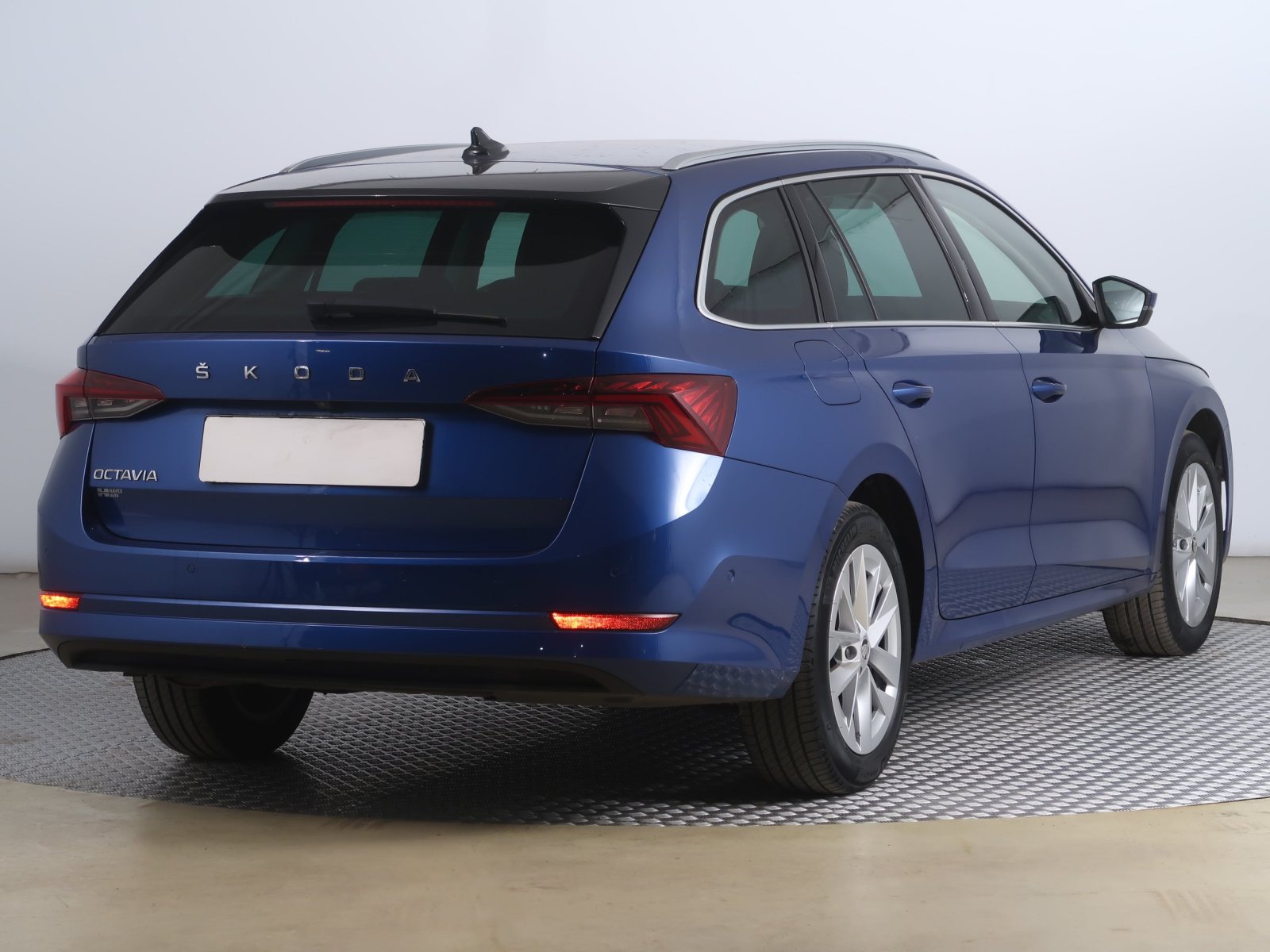 Škoda Octavia - 2023