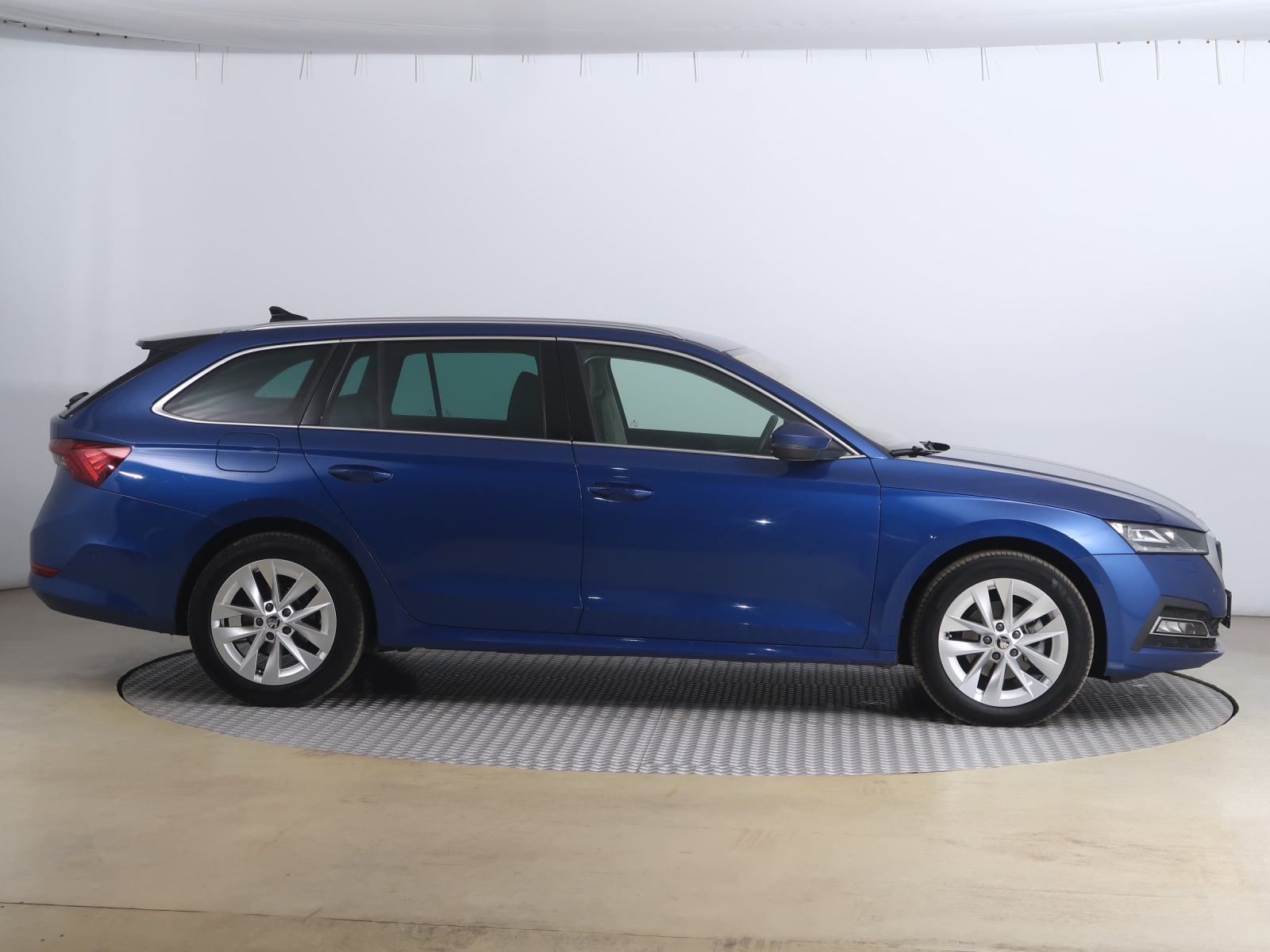 Škoda Octavia - 2023