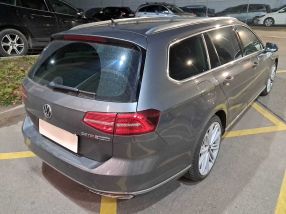 Volkswagen Passat - 2015
