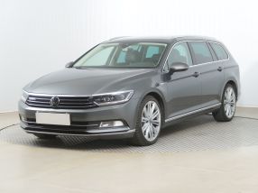Volkswagen Passat - 2015