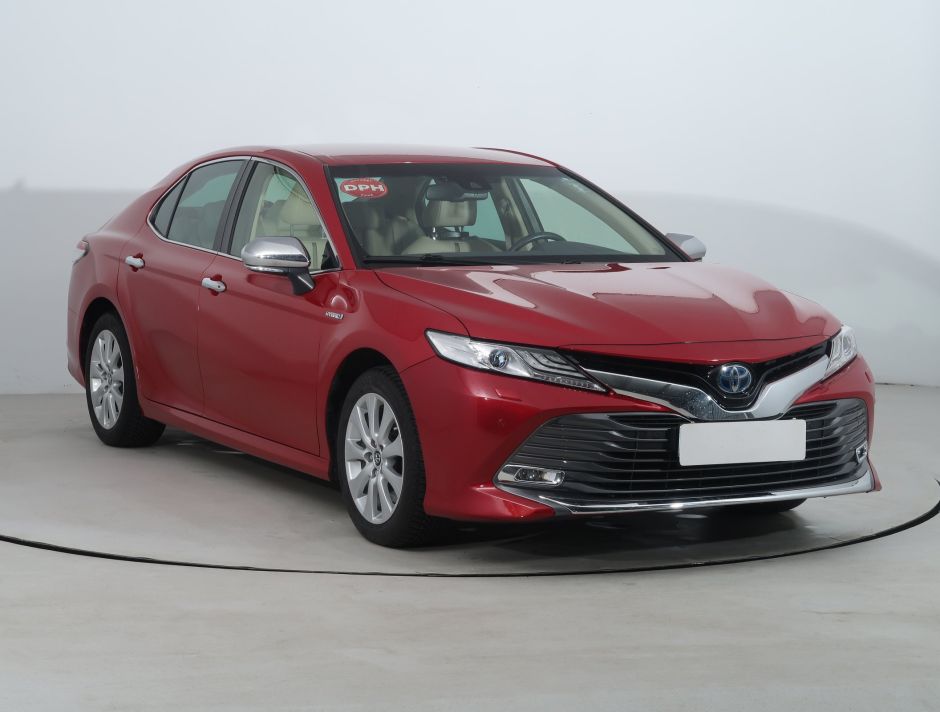 Toyota Camry - 2021