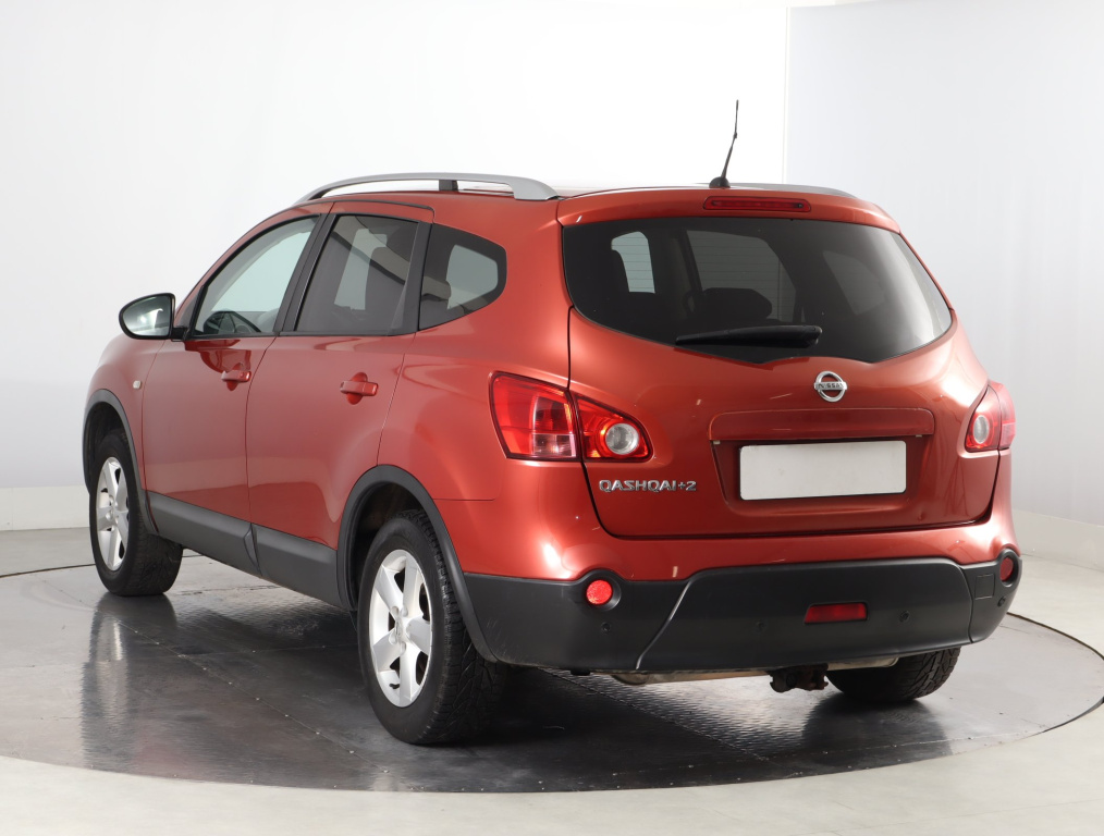 Nissan Qashqai+2