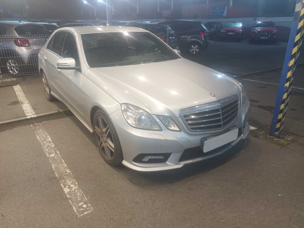 Mercedes-Benz E