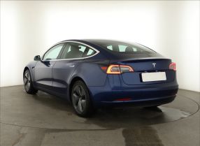 Tesla Model 3 - 2020
