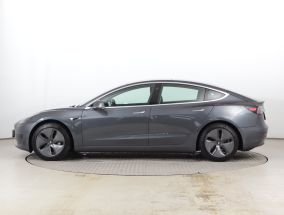 Tesla Model 3 - 2020