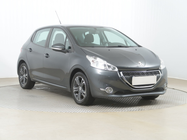 Peugeot 208 2014