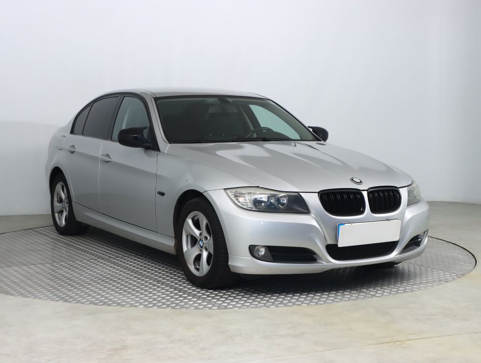 BMW 3 - 2009